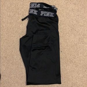 Victoria’s Secret PINK leggings